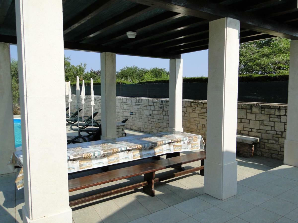Apartments Villa Maran Umag Exterior photo