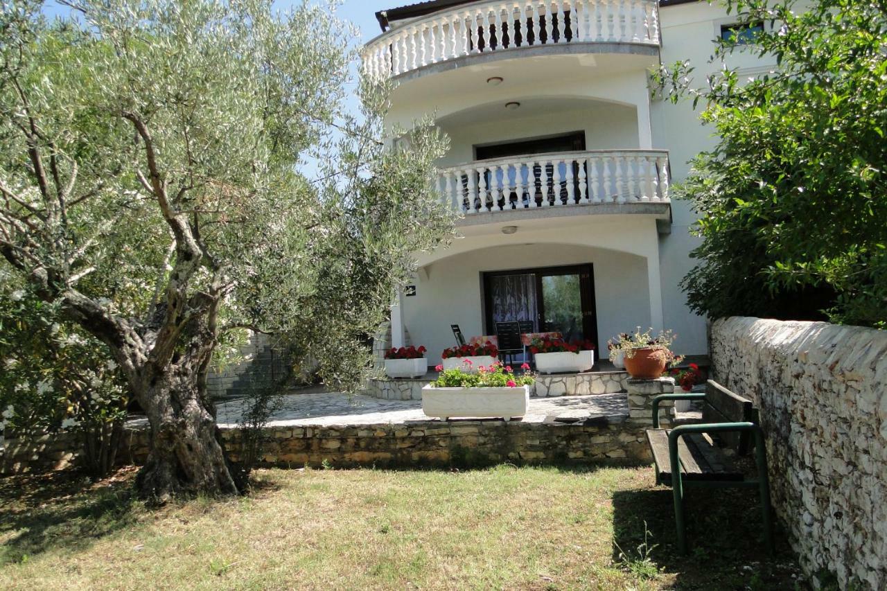Apartments Villa Maran Umag Exterior photo