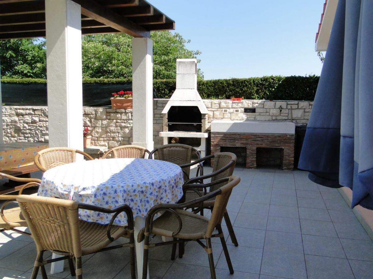 Apartments Villa Maran Umag Exterior photo